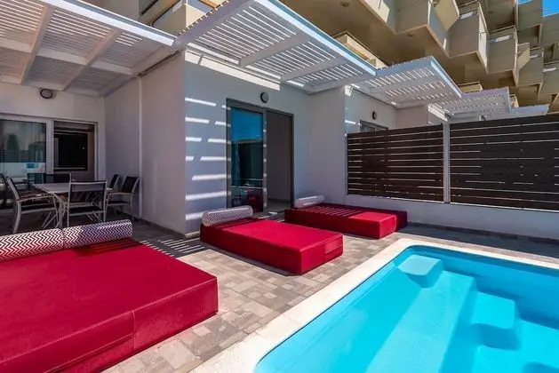 Süit, 2 Yatak Odası, Kişiye Özel Havuzlu (4 adults + 6 children)
