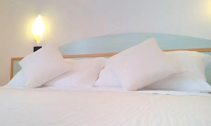 Basic Tek Büyük veya İki Ayrı Yataklı Oda, Balkon, Denize Bakan