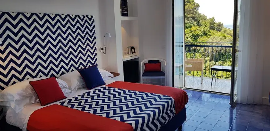 1 Çift Kişilik Veya 2 Tek Kişilik Yatak Sea View
