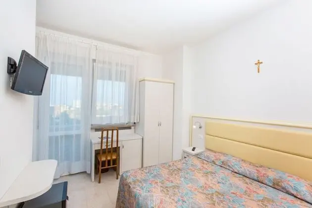 Tek Büyük veya İki Ayrı Yataklı Oda, Balkon