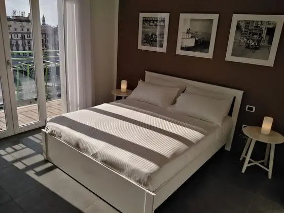 Tek Büyük Yataklı Oda, Balkon