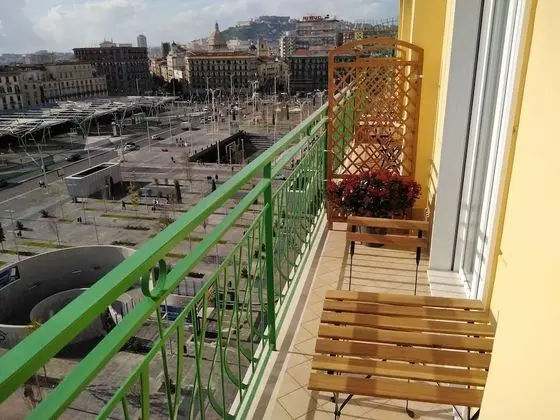 Tek Büyük Yataklı Oda, Balkon