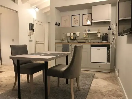 Standard Studio Room