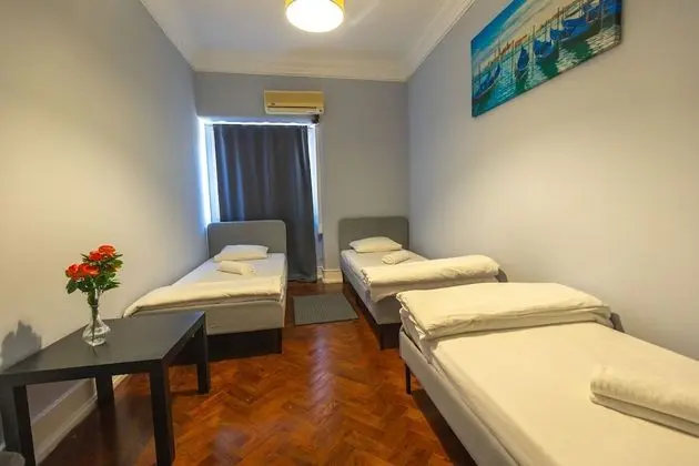 Basic Triple Shared Bathroom