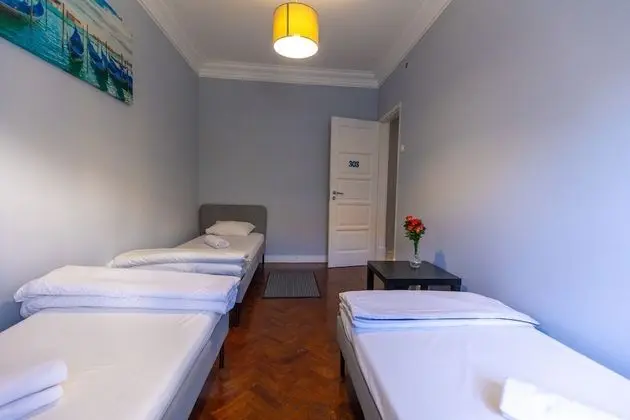 Basic Triple Shared Bathroom
