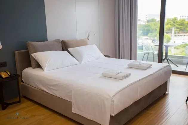 Deluxe Tek Büyük veya İki Ayrı Yataklı Oda