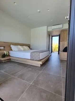 Luxury Tek Büyük Yataklı Oda