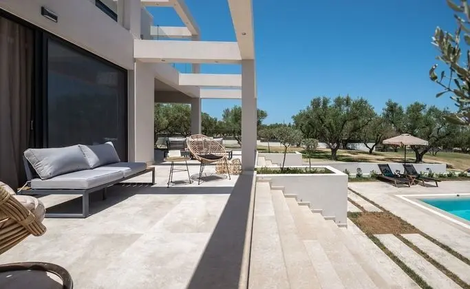 Deluxe Villa