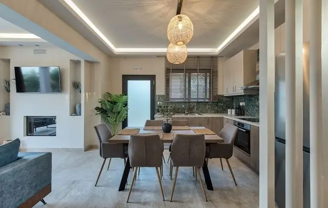 Deluxe Villa