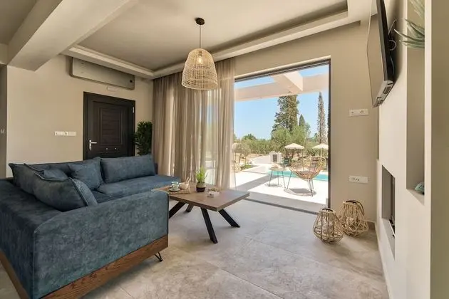Deluxe Villa