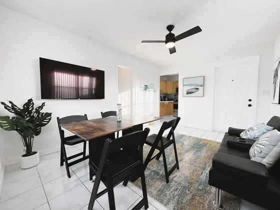 Signature Apart Daire, 1 Büyük (Queen) Boy Yatak ve Çekyat, Kanal Manzaralı, Plaj Kenarı