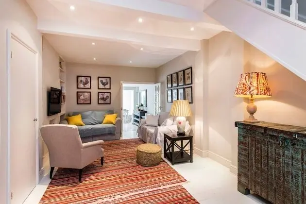 Ev (2 Bedrooms)