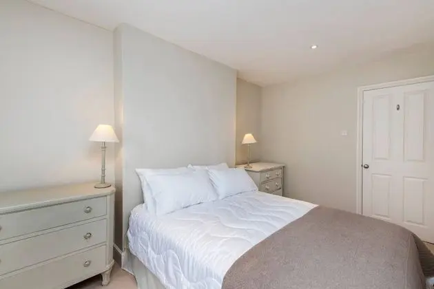 Ev (2 Bedrooms)