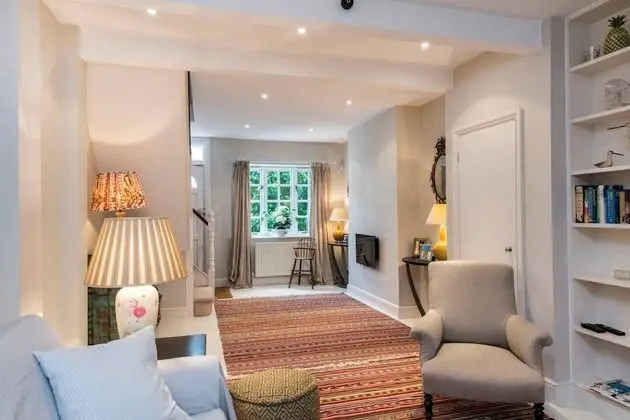 Ev (2 Bedrooms)