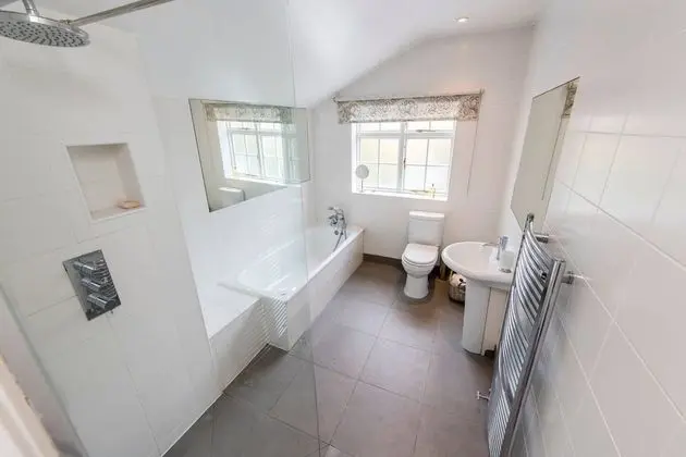 Ev (2 Bedrooms)