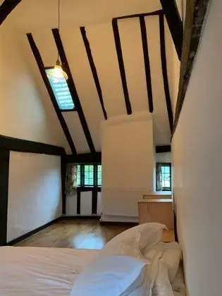 Ev (4 Bedrooms)