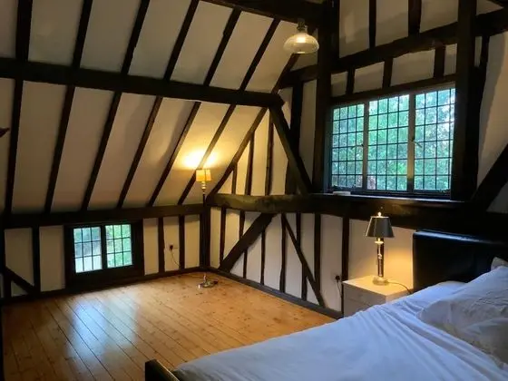 Ev (4 Bedrooms)