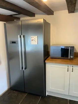 Ev (4 Bedrooms)