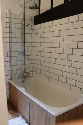 Ev (4 Bedrooms)