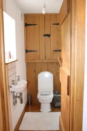 Ev (4 Bedrooms)