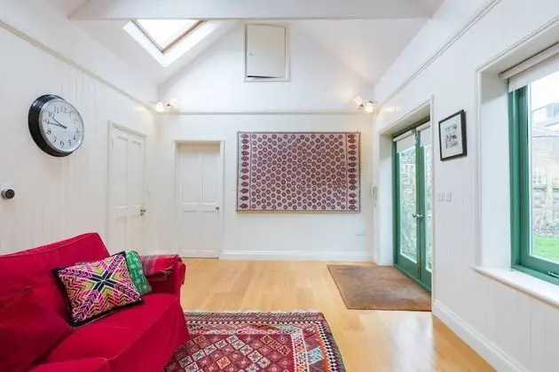 Ev (1 Bedroom)
