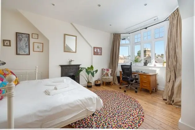 Family Ev (5 Bedrooms)