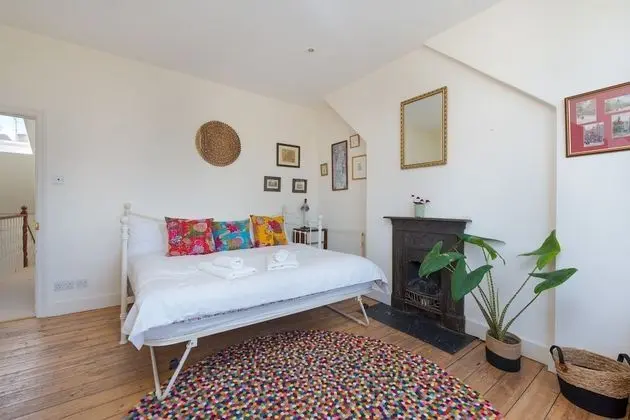 Family Ev (5 Bedrooms)
