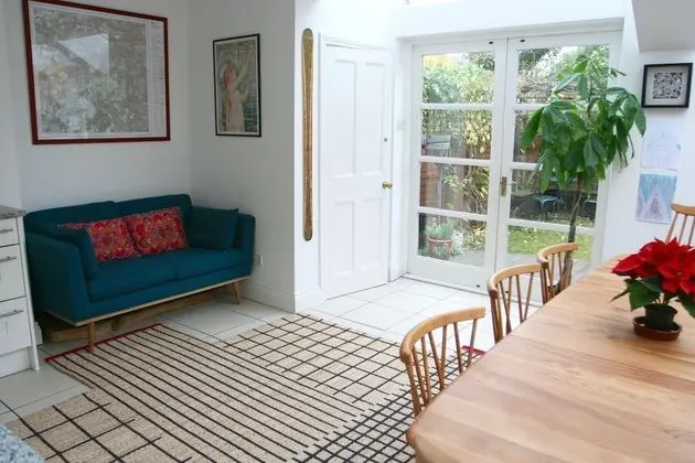 Family Ev (5 Bedrooms)