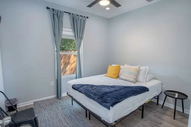 Ev (4 Bedrooms)