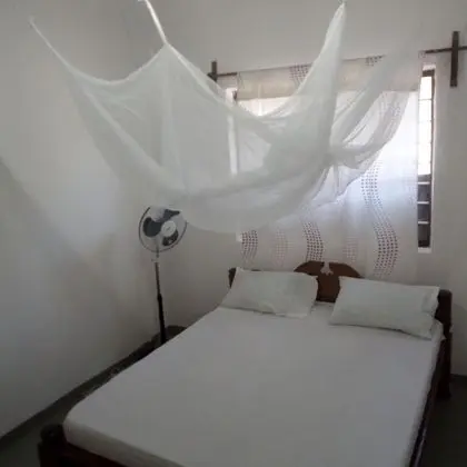 Economy Tek Büyük Yataklı Oda, Ortak Banyo
