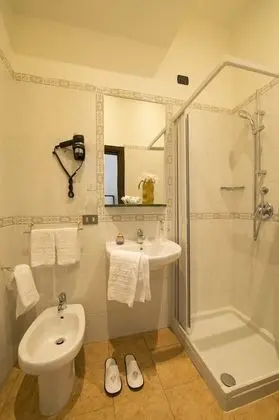 İki Ayrı Yataklı Oda, 2 Tek Kişilik Yatak