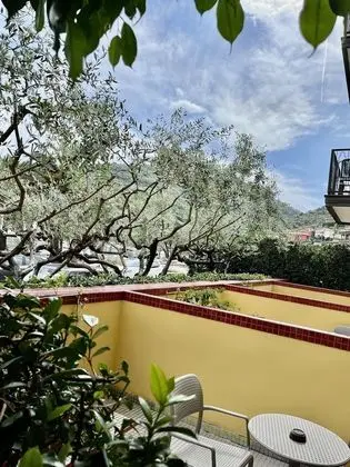 Tek Büyük Yataklı Oda, Kısmi Deniz Manzaralı