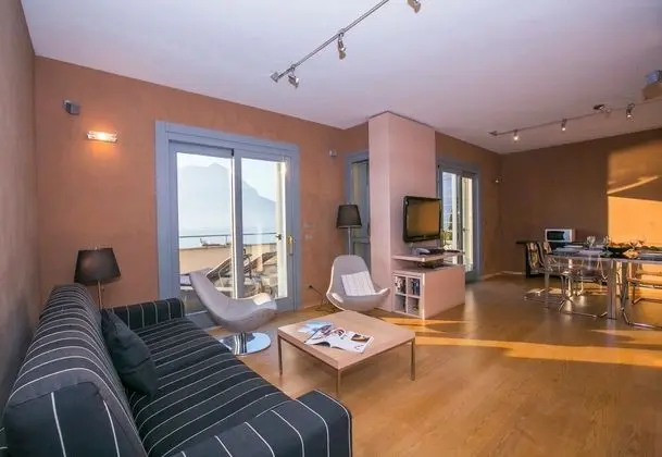 Family Apart Daire, Birden Çok Yatak, Buzdolabı ve Mikrodalga (Della Fontana Penthouse)