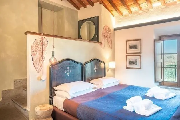 Superior Tek Büyük veya İki Ayrı Yataklı Oda