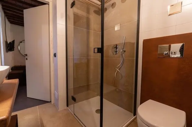 Superior Tek Büyük veya İki Ayrı Yataklı Oda