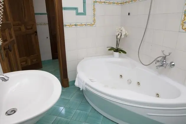Deluxe Süit, Sıcak Su Havuzu