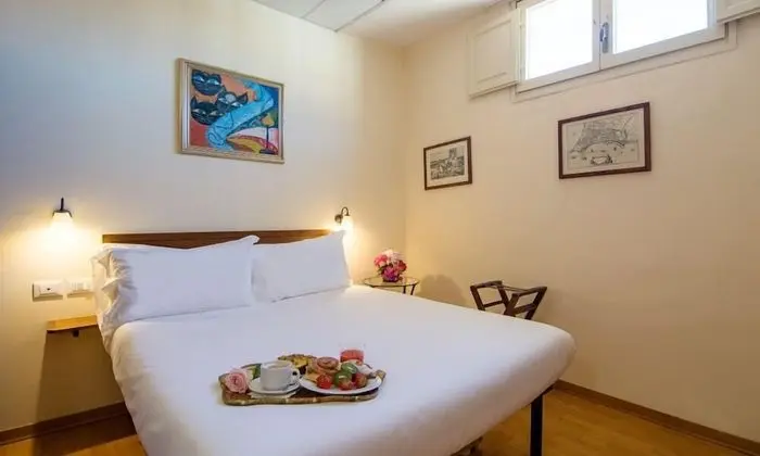 Economy Tek Büyük Yataklı Oda