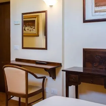 Economy Tek Büyük Yataklı Oda