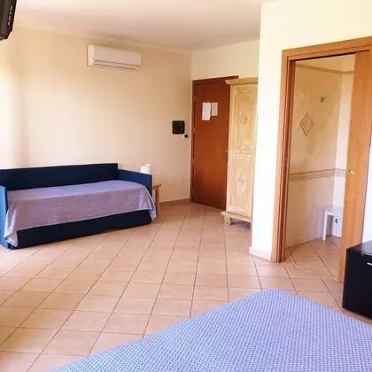 Superior Tek Büyük Yataklı Oda, Balkon, Deniz Manzaralı