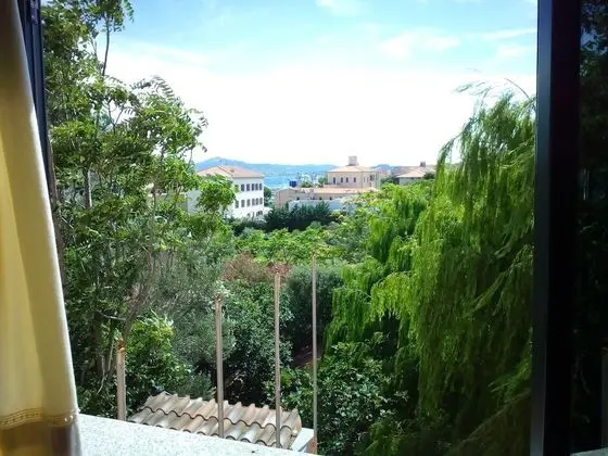 Superior Tek Büyük Yataklı Oda, Balkon, Deniz Manzaralı