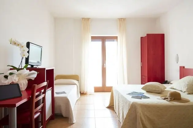 Üç Kişilik Oda, Balkon