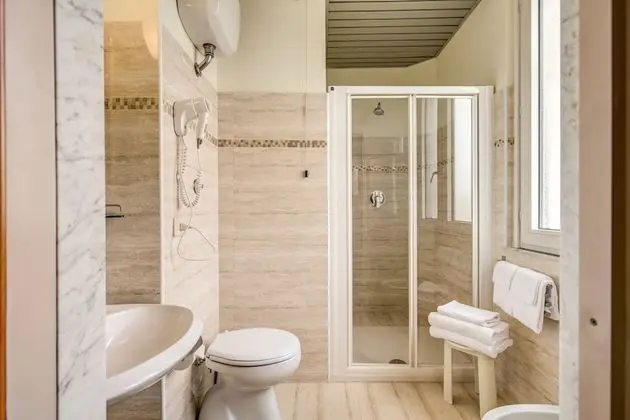 Standard Tek Büyük veya İki Ayrı Yataklı Oda