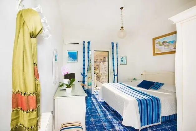 Standard Tek Büyük veya İki Ayrı Yataklı Oda, Balkon
