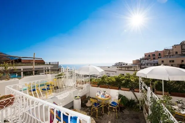 Standard Tek Büyük veya İki Ayrı Yataklı Oda, Balkon