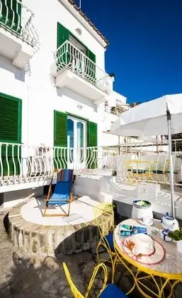 Standard Tek Büyük veya İki Ayrı Yataklı Oda, Balkon