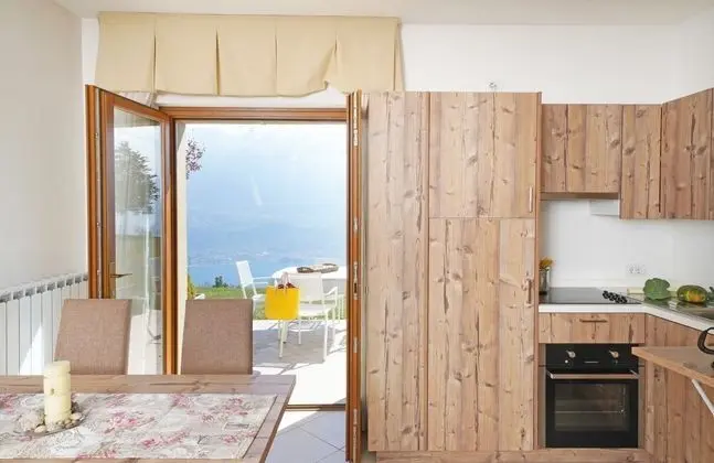 Romantic Apart Daire, Birden Çok Yatak, Göl Manzaralı