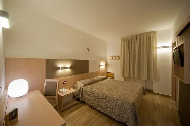 Superior Tek Büyük veya İki Ayrı Yataklı Oda