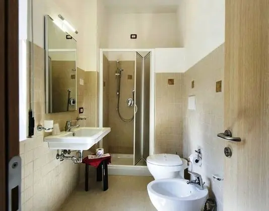 Superior Tek Büyük veya İki Ayrı Yataklı Oda