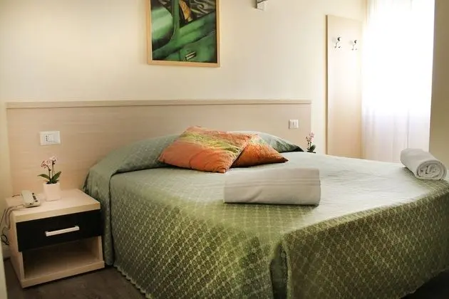 Classic Tek Büyük veya İki Ayrı Yataklı Oda