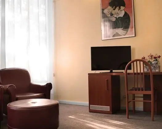 Classic Üç Kişilik Oda